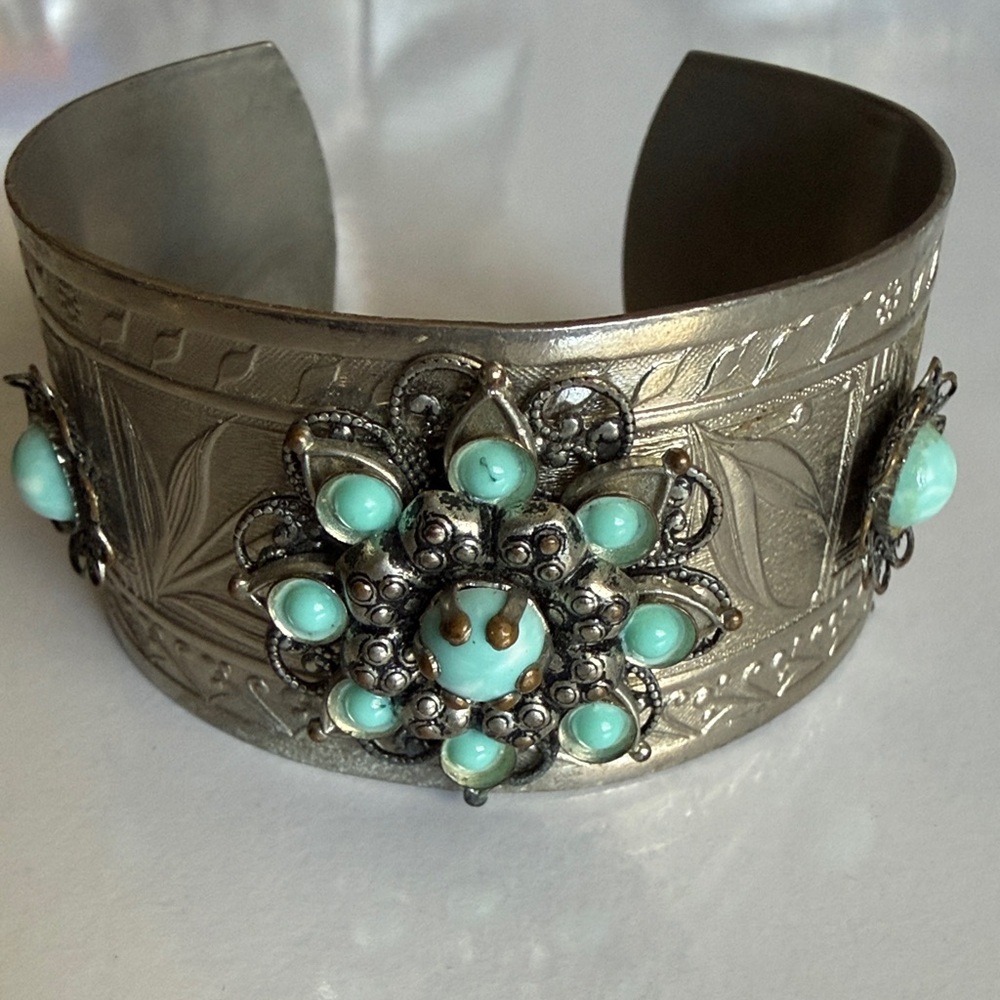 Vintage Silver Cuff Bracelet with Turquoise Accents